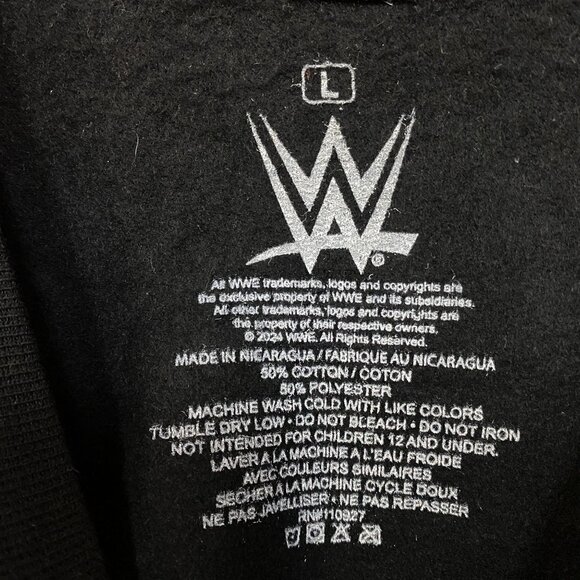 John Cena vs The Rock Wrestlemania 27 Crewneck Sweater Large - Picture 4 of 4